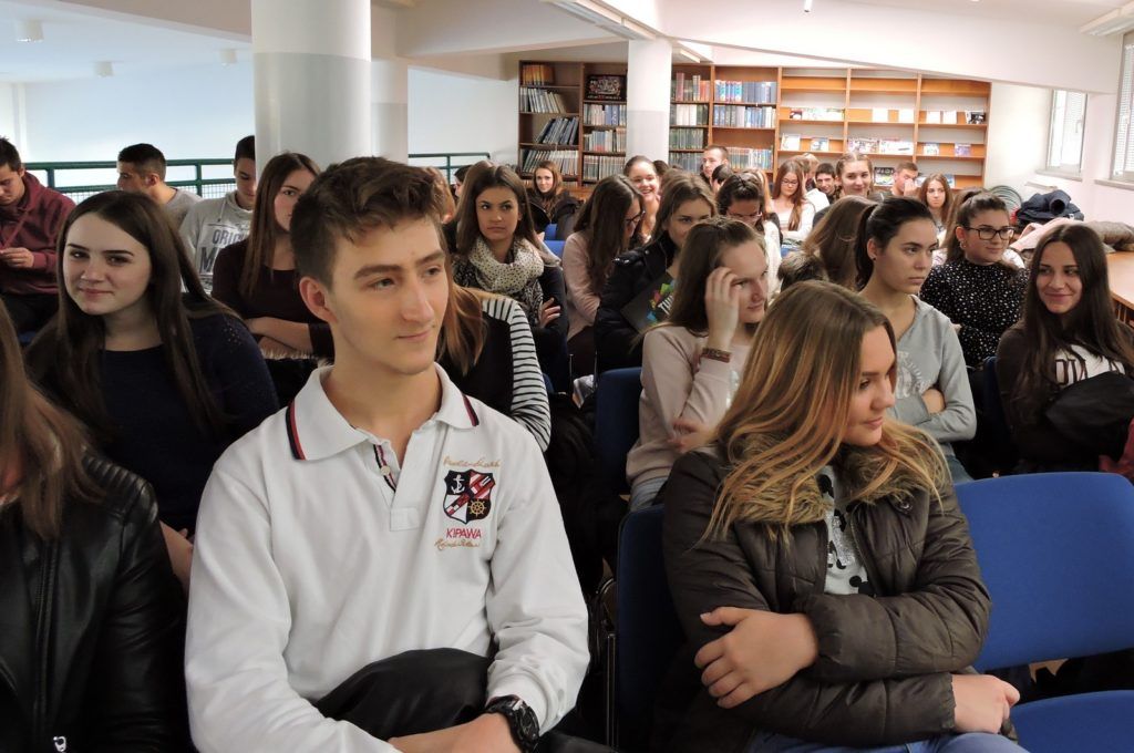 2016 11 arheologija 3