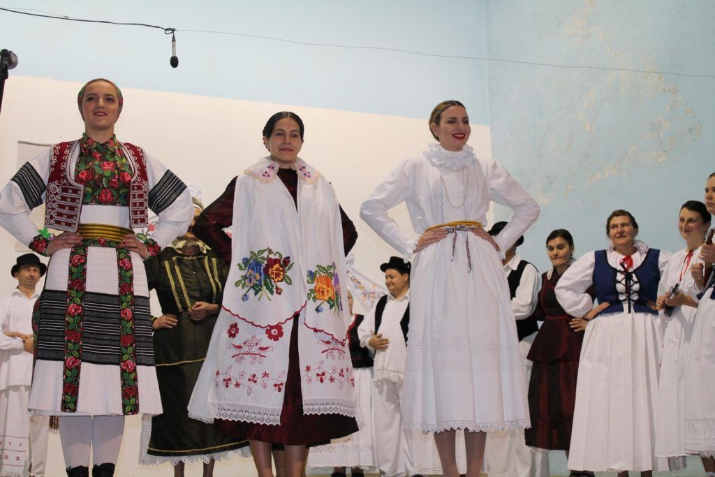 2016 11 vecerfolklora 7