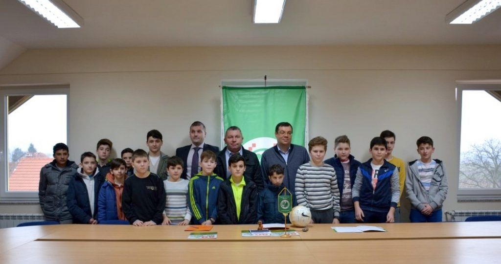 2017 2 nogometniklub bilo 5