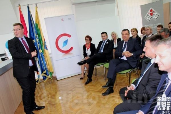 2017 9 svečanasjenica 325