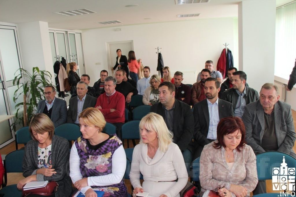 Najavljeni natječaji i pozivaju se domaće firme da se prijave za građevinske radove na županijskim školama i Domovima zdravlja 2017 graditeljstvo 20