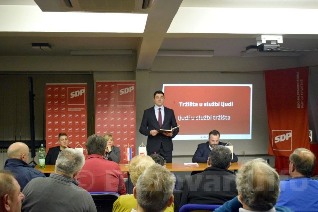 Priopćenje SDP-a: Bernardić u Bjelovaru žestoko napao Vladu i HDZ zbog Agrokora 2018 Sdpbjelovar bernardic 3