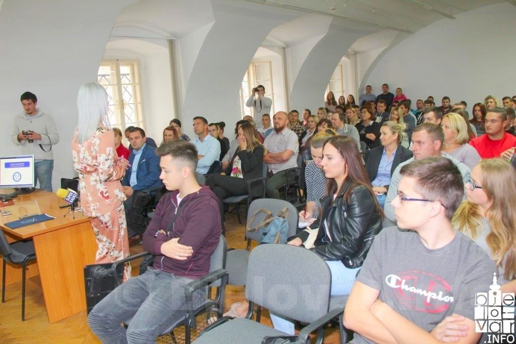 VELEUČILIŠTE U BJELOVARU: Dobrodošlica za novu generaciju studenata mehatronike, računarstva i sestrinstva 2018 vts bjelovar 221
