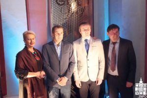 2018 najveći parfem gold 17