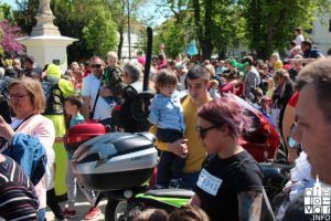 2019 blagdanski stol 199