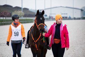 Nina Fakin i Sauron 1