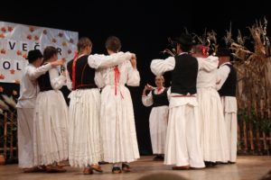 2019 10 vecer folklora 16