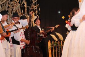 2019 10 vecer folklora 42