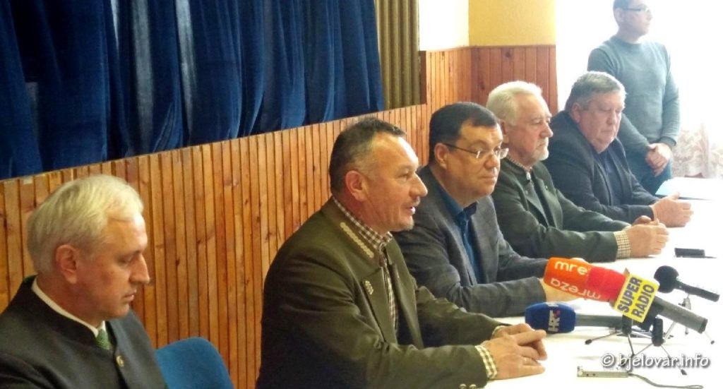 2020 23 1 stranka lov 1