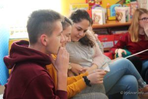 2020 30 1 zagrljaj 6