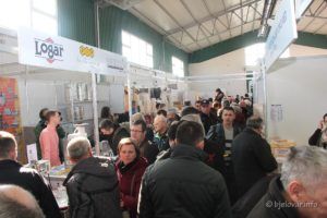 2020 2 8 pčelarski sajam 114