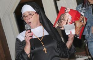 2020 2 9 čijana 144