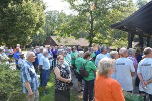 2020 8 12 umirovljenici 75