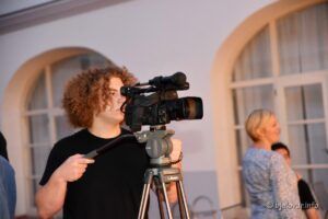 2020 9 4 film 27