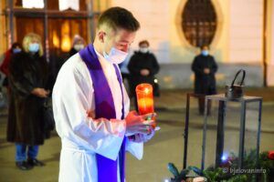 2020 11 28 advent 25