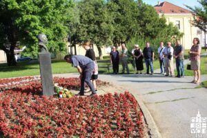 35052249 1715437525212571 8142431564198838272 o