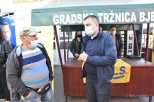 2021 04 24 politicari 2