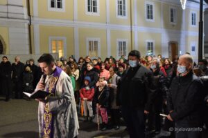 2021 11 27 advent svijeca 102