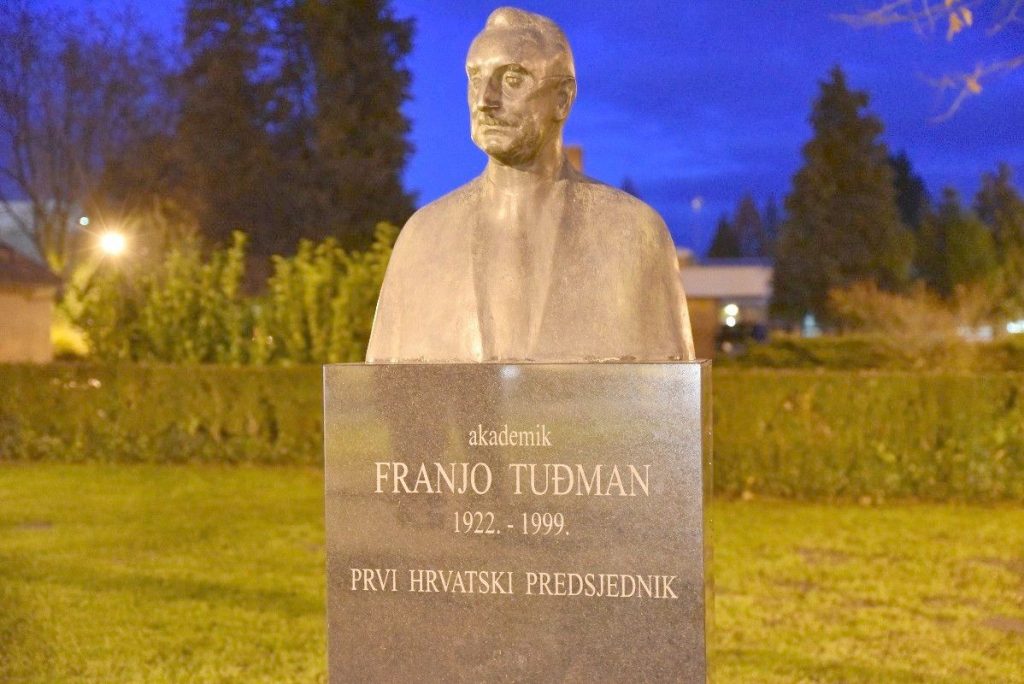 23. godišnjica smrti prvog hrvatskog predsjednika 2022 07 14 bista franjo tudman