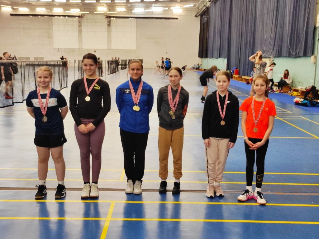2023 04 10 badminton 1