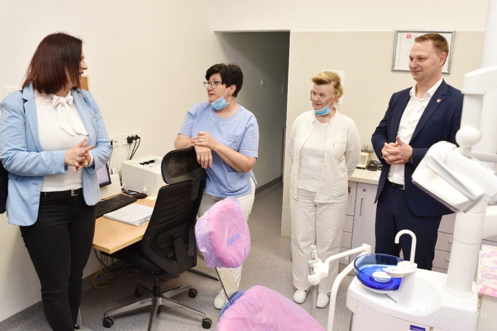 (FOTO) Obnovljen Odjel stomatologije. Župan najavio nastavak ulaganja u nove uređaje 2023 05 17 stomatologija 30
