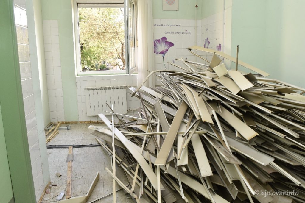 Uređuje se prostor ordinacija opće/obiteljske medicine u bjelovarskoj bolnici – sve bi trebalo biti gotovo za 70 dana 2023 10 03 opca medicina 17