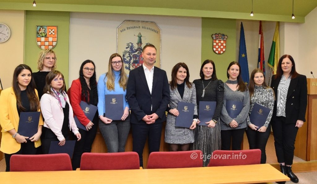 Županija će i dalje subvencionirati zdravstvene djelatnike. Potpisano 14 novih ugovora 2023 11 27 bjelovar bbz 75