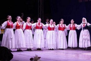 399654223 935393784764562 1226127041482789179 n