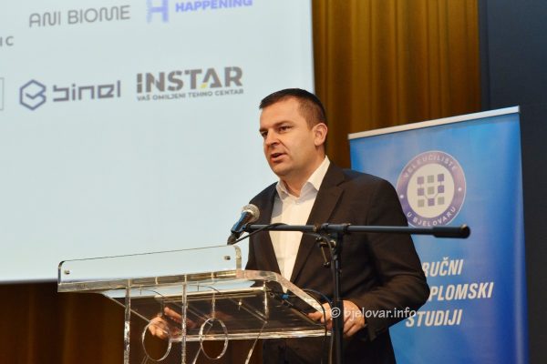 2023 12 09 IT konferencija 53