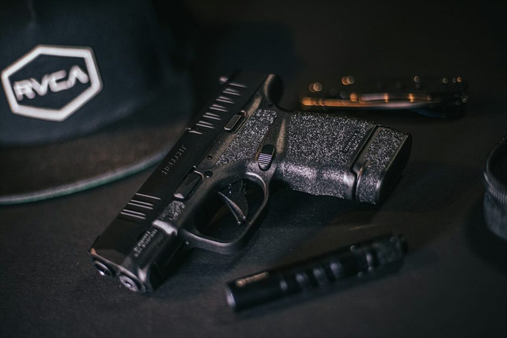 pistolj