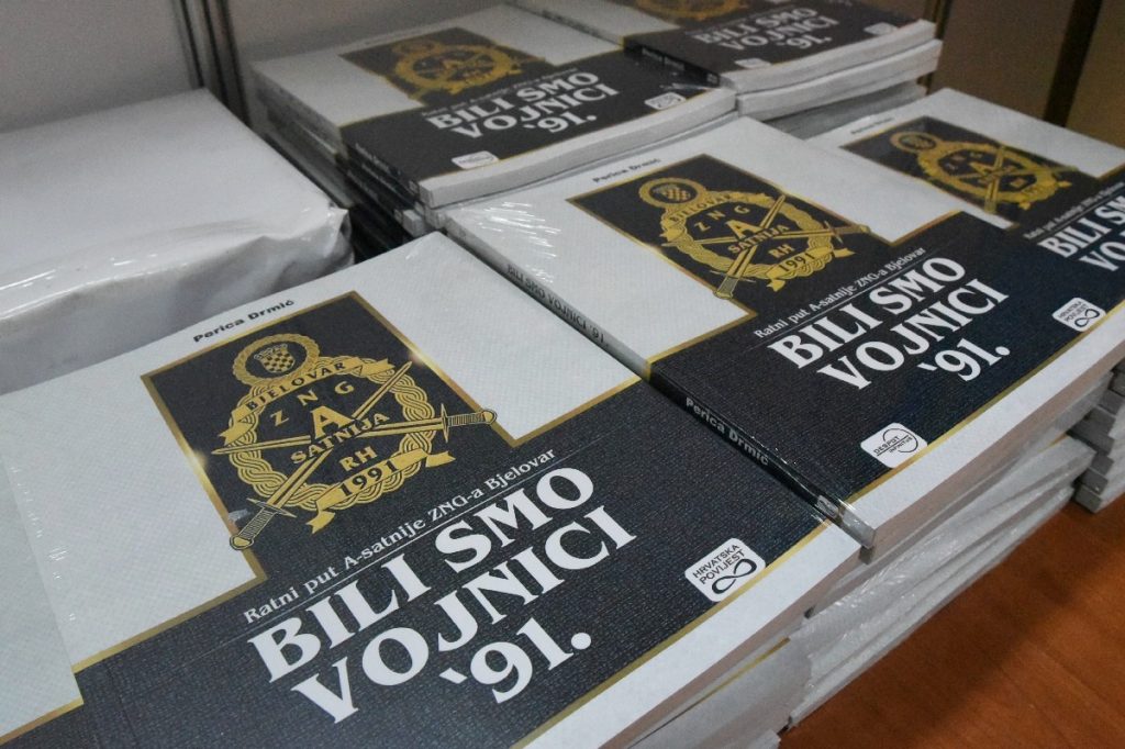 Predstavljena monografija „Ratni put A-satnije ZNG Bjelovar“ s porukom: Hrvatska uvijek treba branitelje bez obzira kakvo vrijeme bilo 2024 03 16 A satnija 2