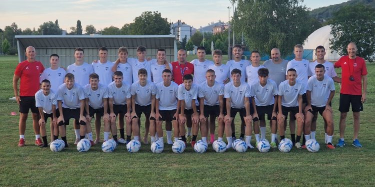 Juniori Mladosti iz Ždralova junački pali u Zagrebu na plus 40 mladost zdralovi