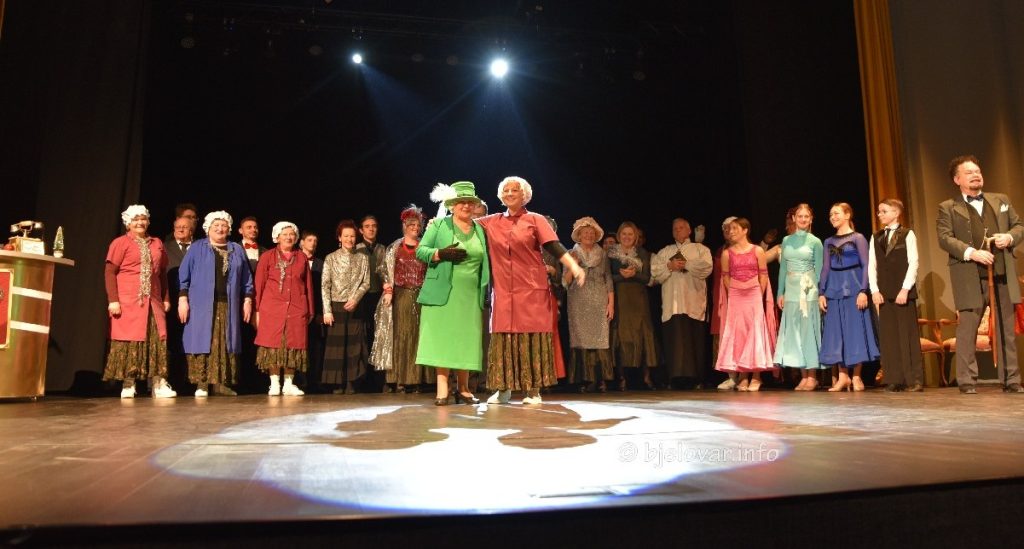 Provedite silvestarsku noć uz šaljivi kuplet “Hotel Kruna”! saljivi kuplet