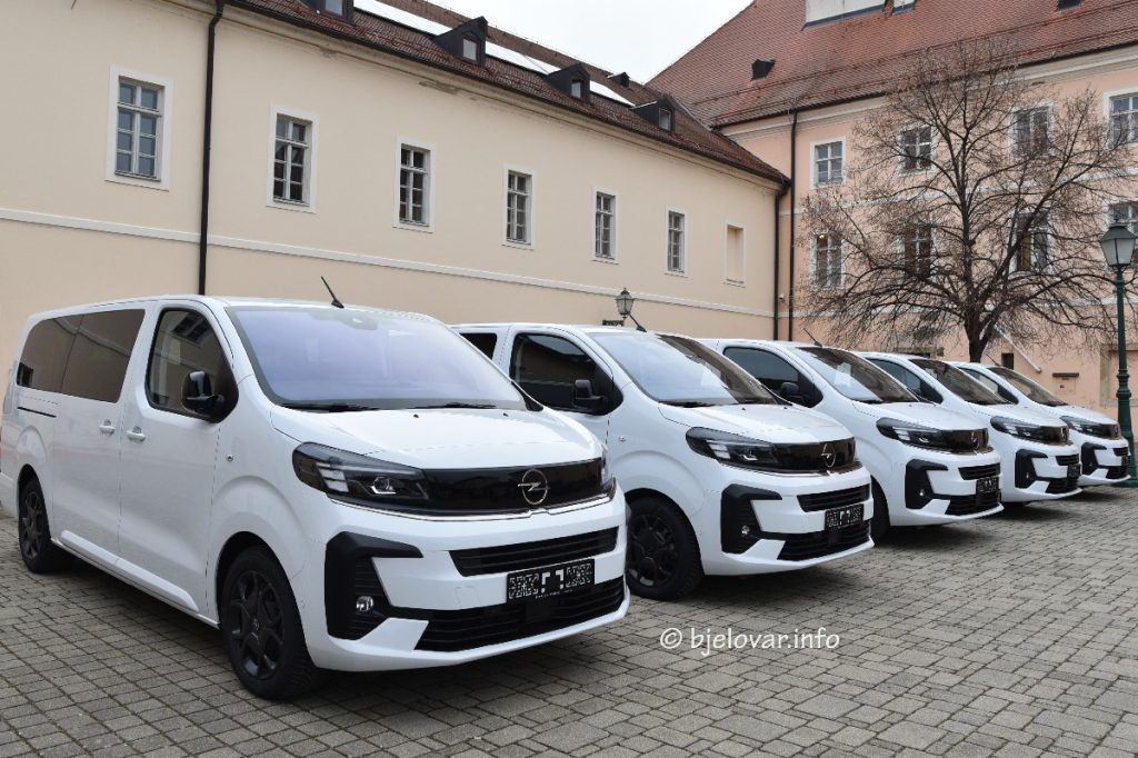 2025 01 27 grad kombi 7