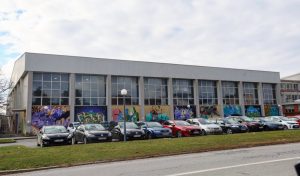 dvorana srednjoskolskog centra 2