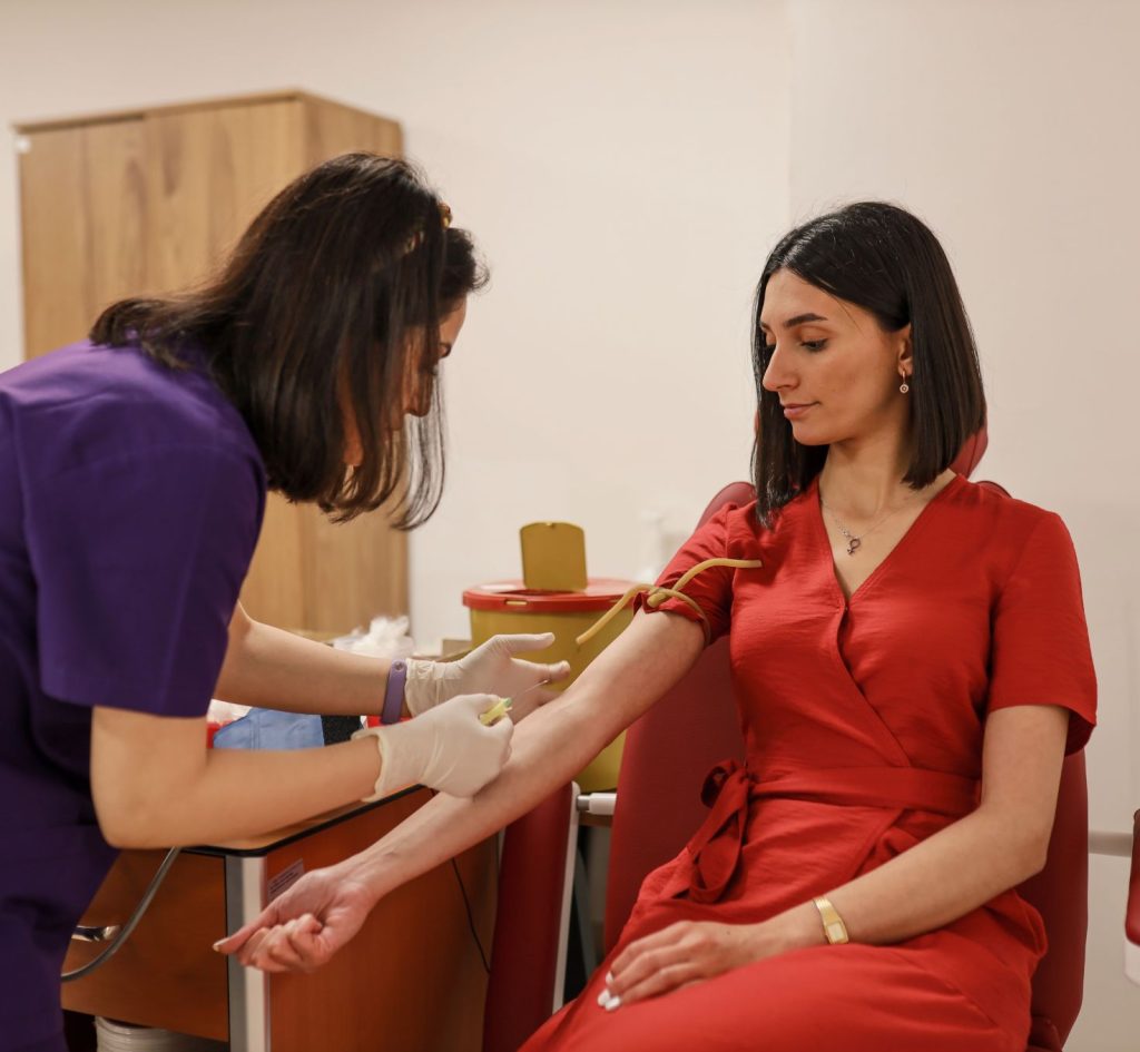 dobrovoljno darivanje krvi crveni kriz