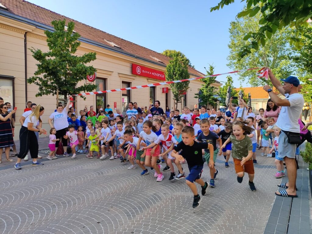 Bjelovar za djecu – sportom protiv ekrana: Kretanje nije luksuz, već potreba svakog djeteta! fun run utrka 2025 1