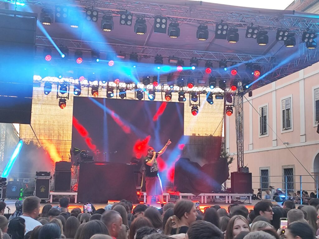 Trap i pop energija osvojili Terezijanu: Hiljson i Miach na 29. Terezijani! terezijana koncert 1