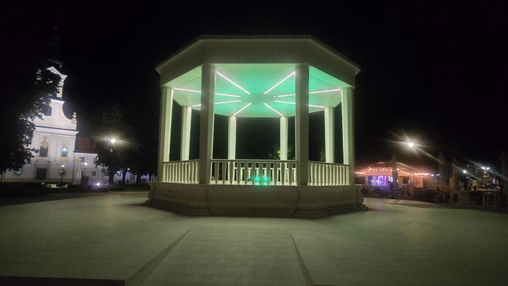 Bjelovar zasvijetlio zeleno za djecu rođenu s gastroshizom grad bjelovar zeleni paviljon