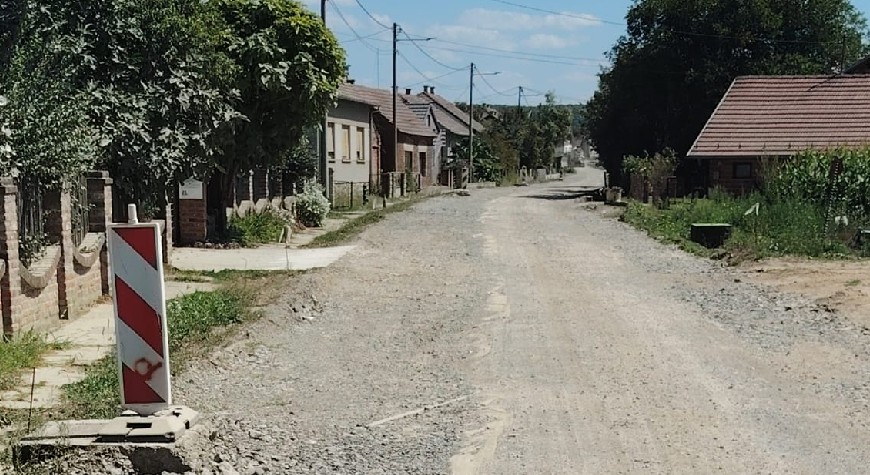 Mišulinovac u prašini i čekanju: mještani negoduju zbog kašnjenja radova 2025 08 18 145356