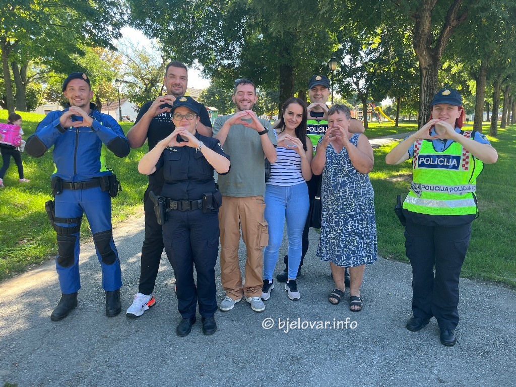 Dan bez poginulih u prometu: Policija dijelila savjete biciklistima i vozačima romobila 2025 09 18 policija 3