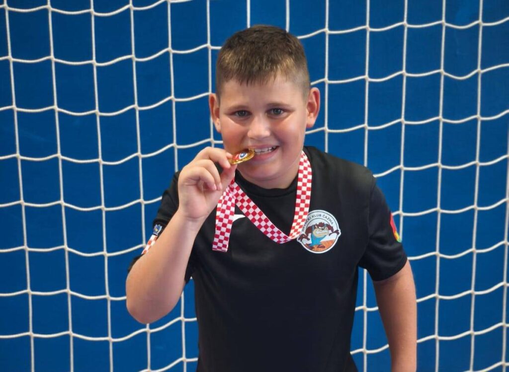 hrvacki klub cazma 1 1