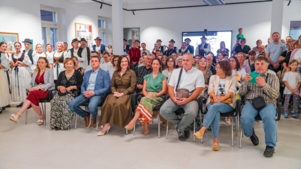 kulturni centar cazma foto Kirin 3