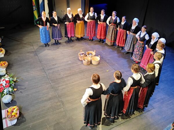 folklor 32. susret folklornih ansambala i izvornih skupina 2