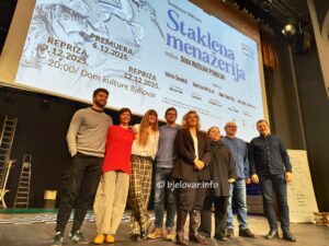 2025 11 24 staklenamenazerija 1