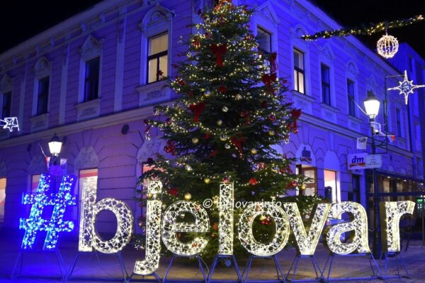 2025 11 28 ADVENT 84