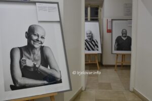 2025 11 28 ADVENT 100