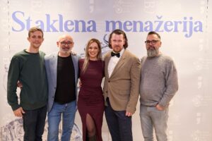 2025 12 07 staklenamenazerija 16