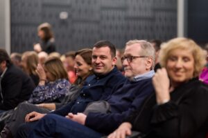 2025 12 07 staklenamenazerija 8