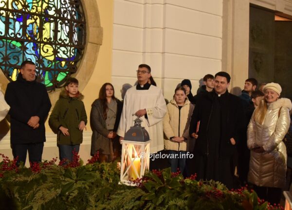 2025 12 20 cetvrtaadventskasvijeca 11
